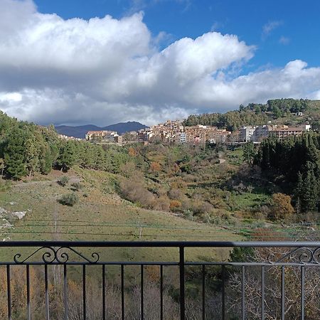 Casa Belvedere Isnello Eksteriør billede